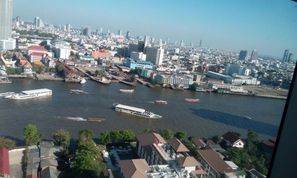 Baan Sathorn Riverfront Bangkok Habitación foto