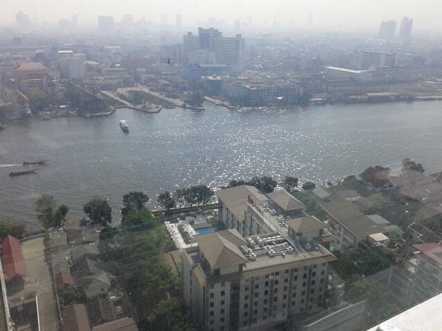 Baan Sathorn Riverfront Bangkok Habitación foto