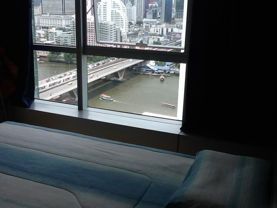 Baan Sathorn Riverfront Bangkok Habitación foto