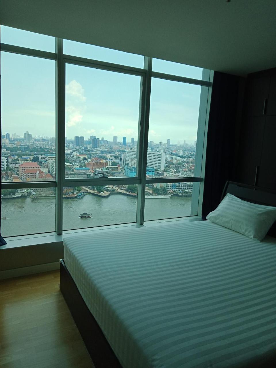 Baan Sathorn Riverfront Bangkok Exterior foto